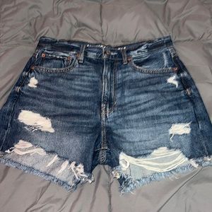 90s boyfriend denim shorts